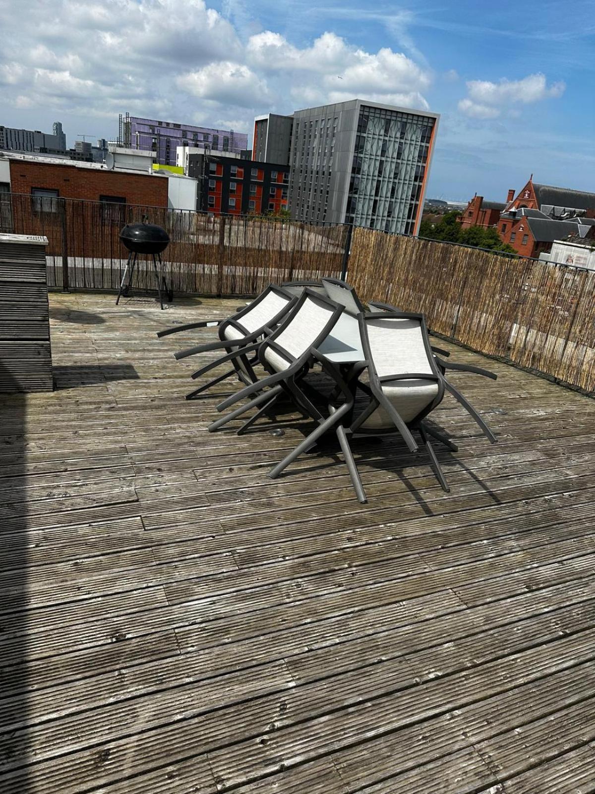Penthouse - Liverpool City Centre - Nhs Stays - Liverpool Royal Hospital Dış mekan fotoğraf